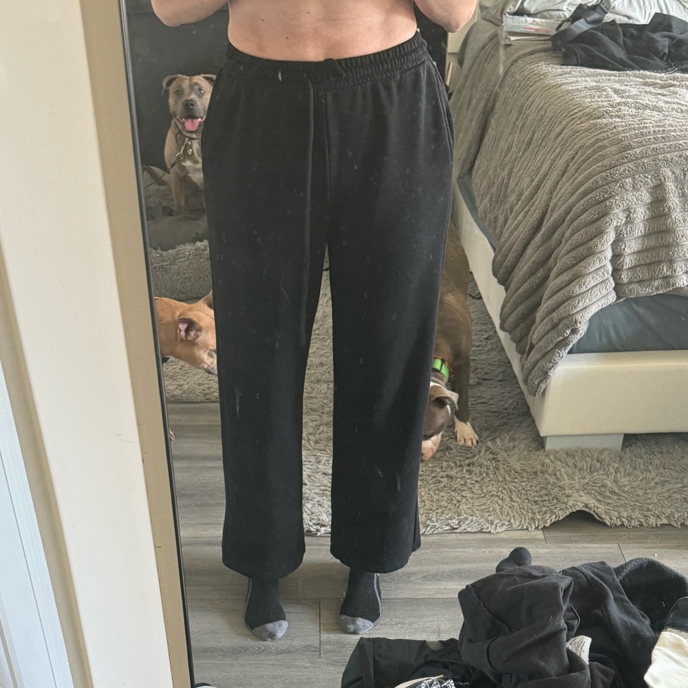 Small Tall sweatpants for a tall girl just not as tall as me.